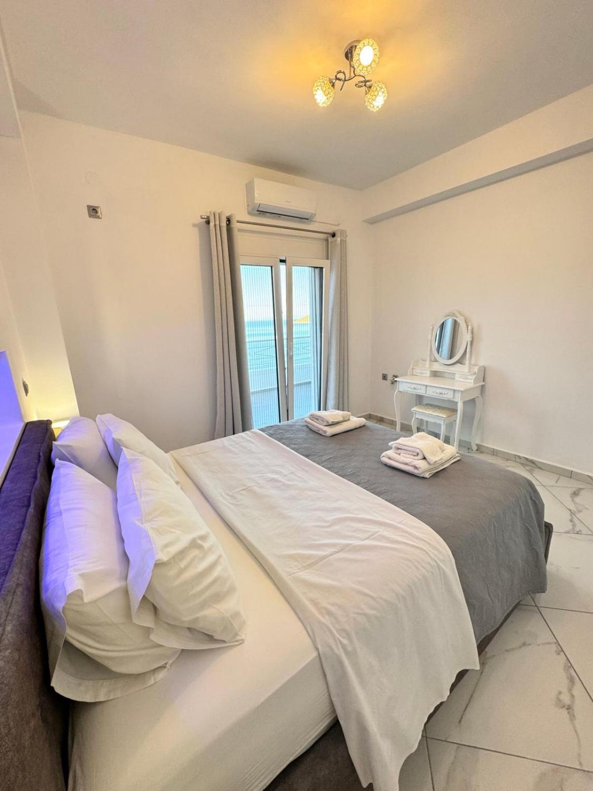 Infinity Blue Suite Panteli ภายนอก รูปภาพ